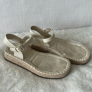 Zara Light beige-cream sandal with clear strap